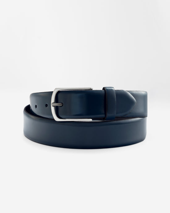 Cinturón liso azul marino